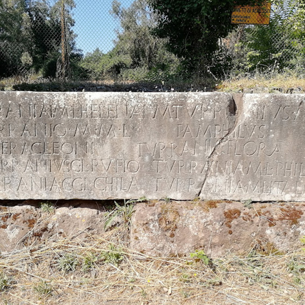 Epigrafe funeraria dei Turrani