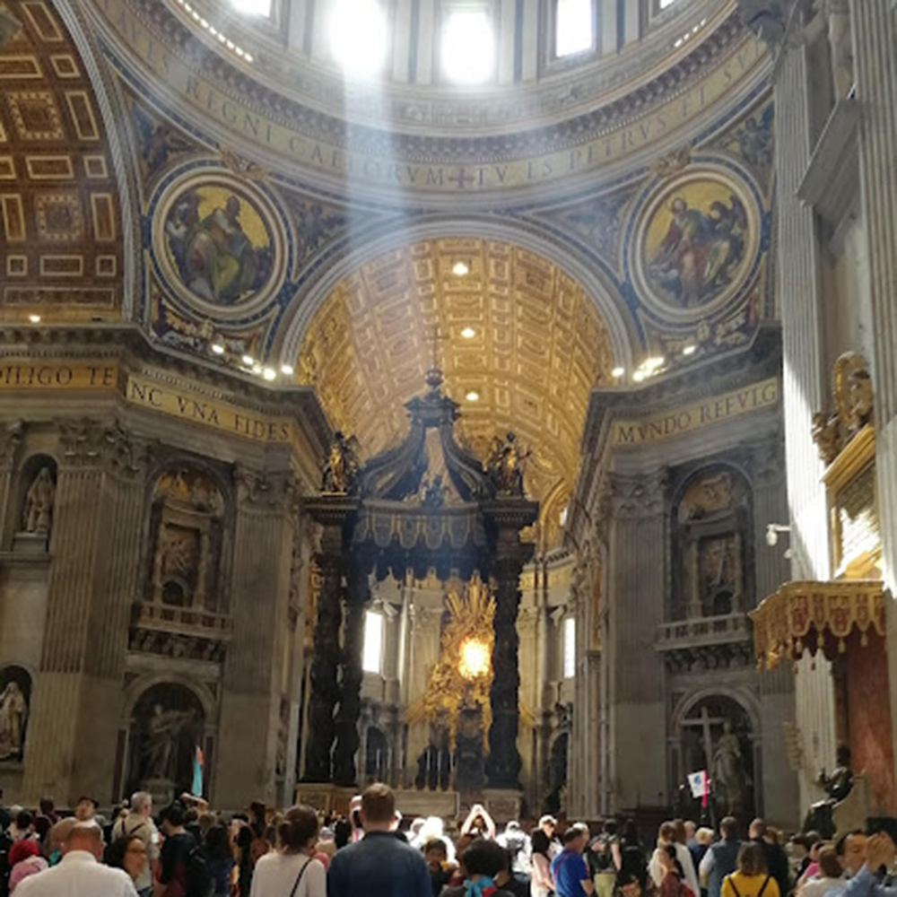 Effetti di luce nella Basilica di San Pietro