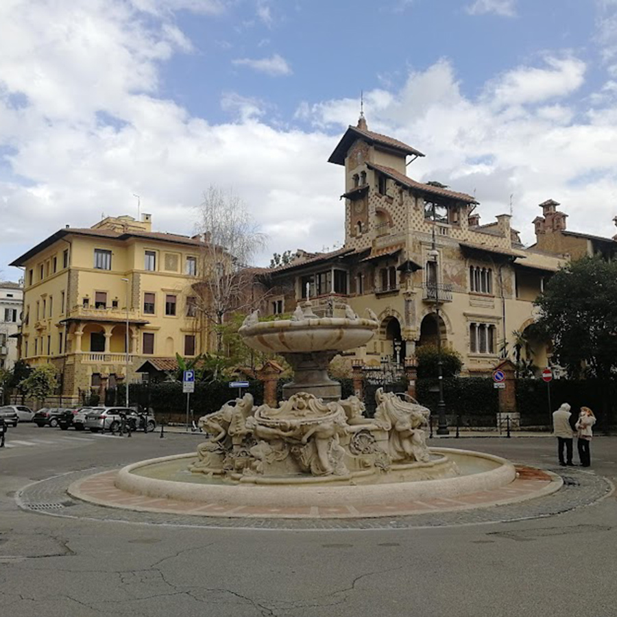 Piazza Mincio con la Fontana delle Rane