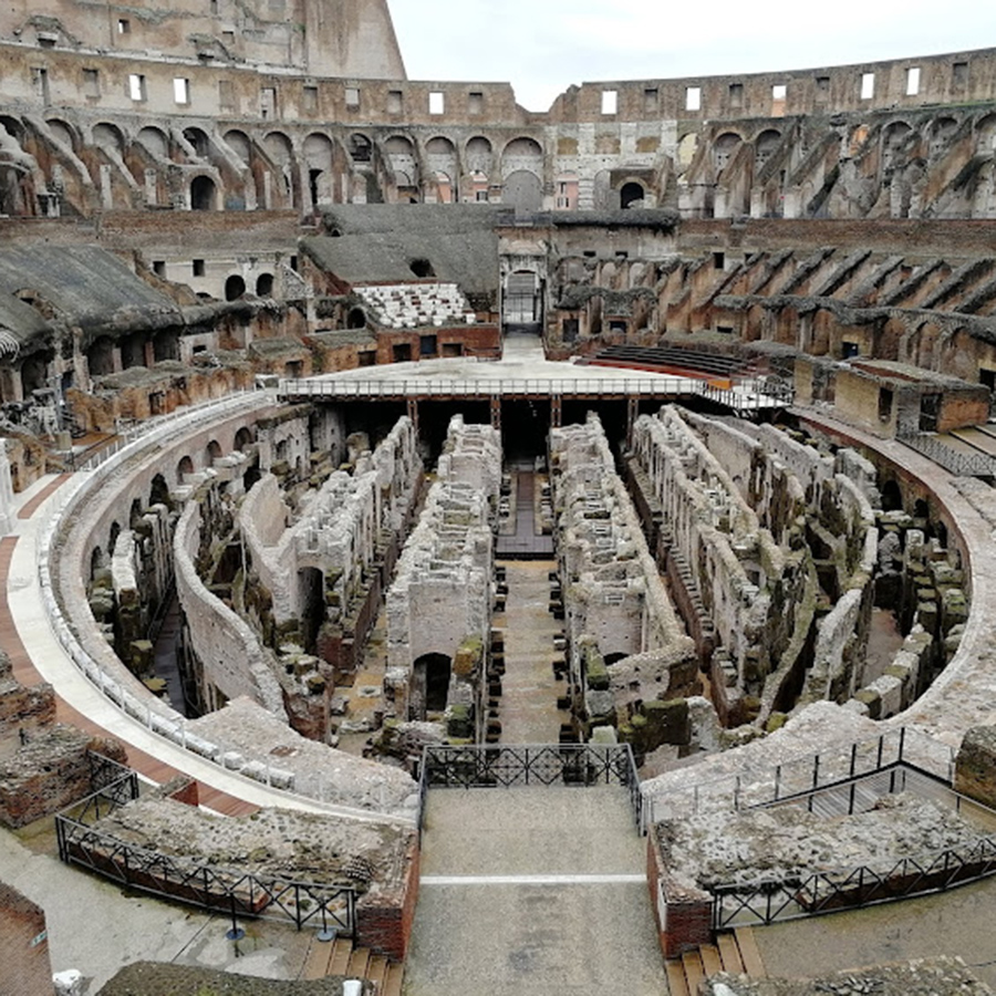 Vista dell'arena del Colosseo